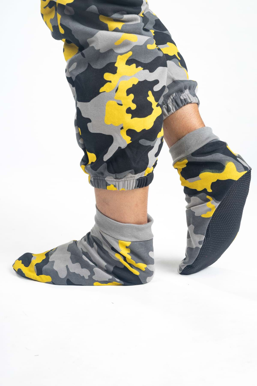 Onesie – Camo gelb